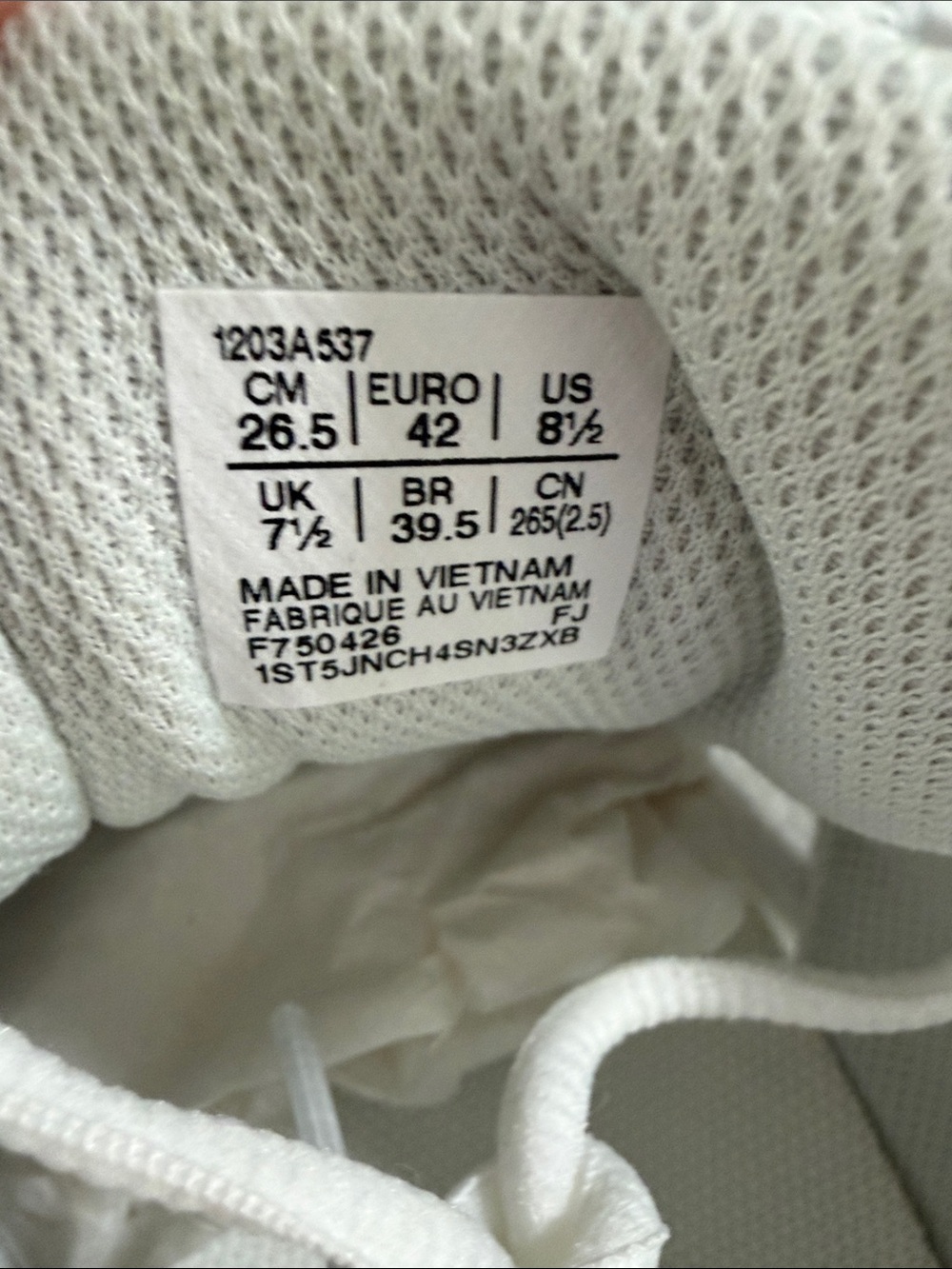 ASICS Silver, White & Beige Men size 8.5 Athletic Running Shoes - Picture 2 of 9